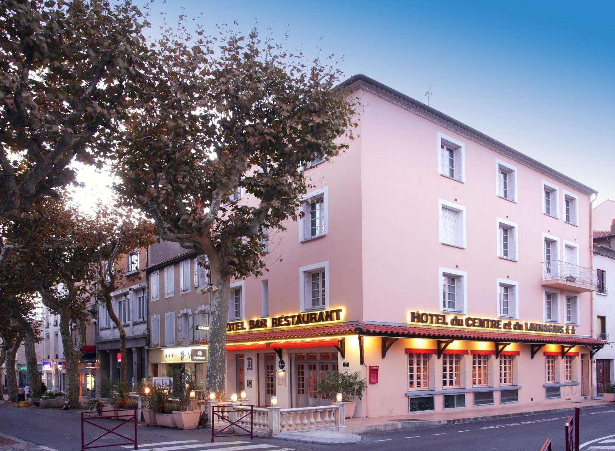Hotel Restaurant Du Centre Et Du Lauragais Castelnaudary Exterior foto